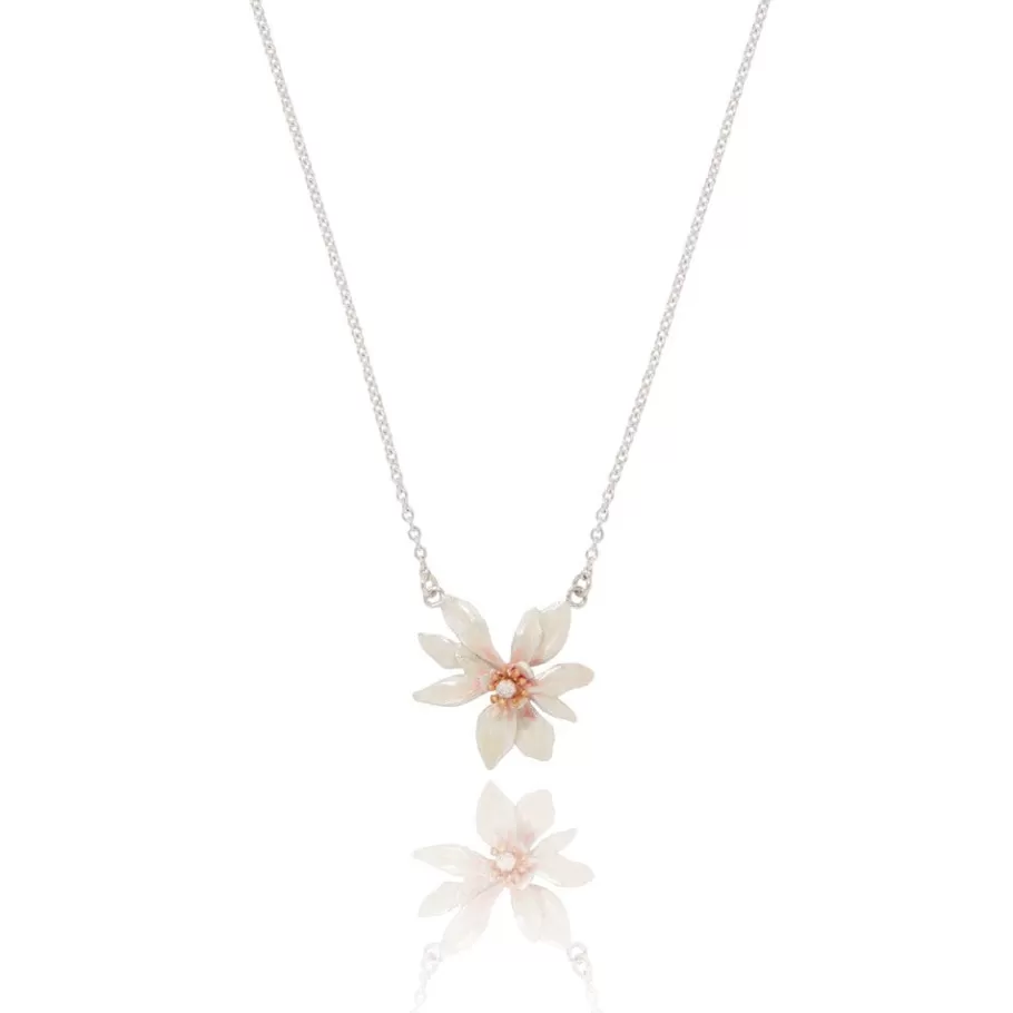 The Met Store Necklaces*Magnolia Pendant Necklace